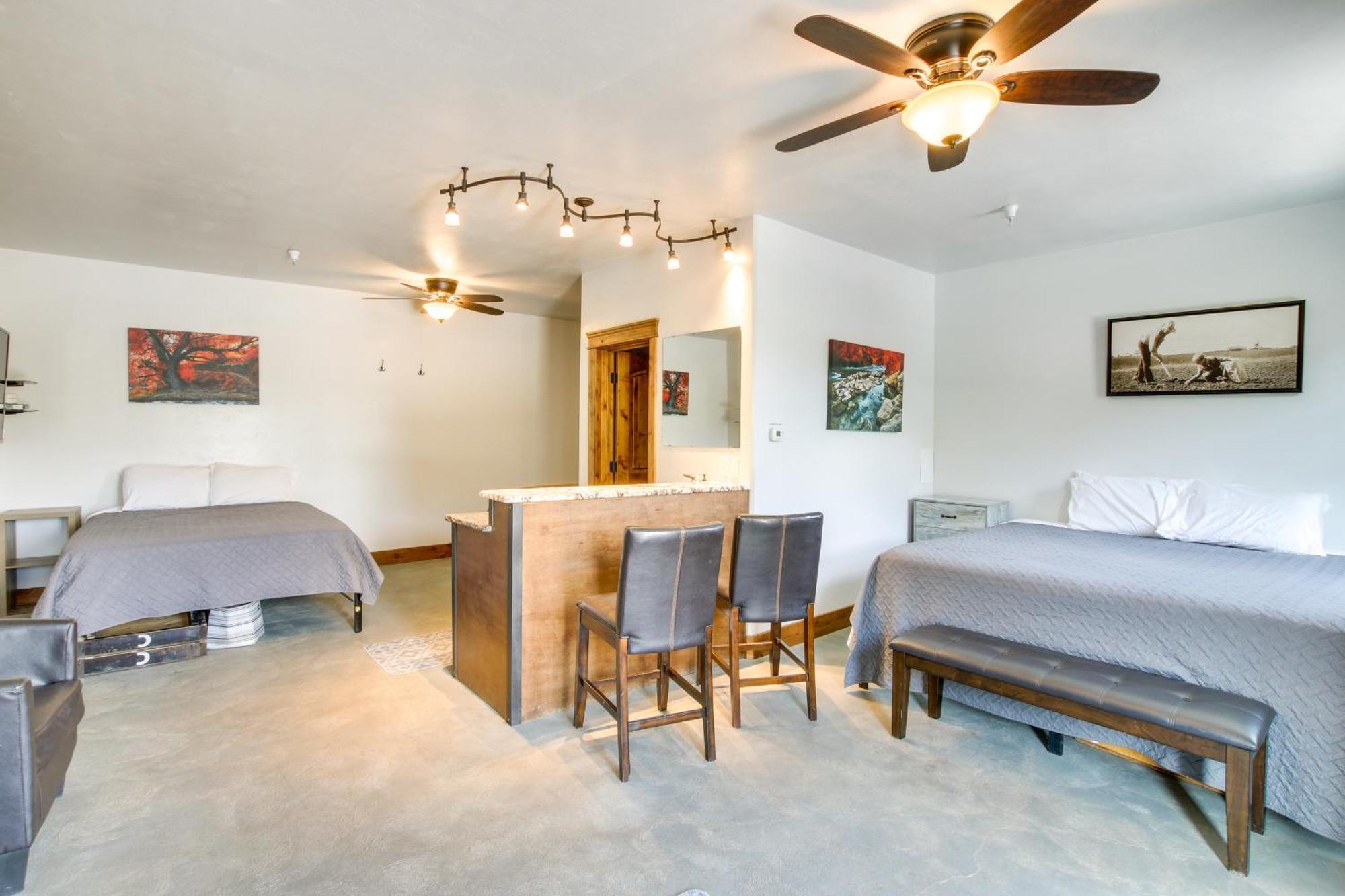Lava Hot Springs Studio With Deck Walk To Hot Pools Bagian luar foto
