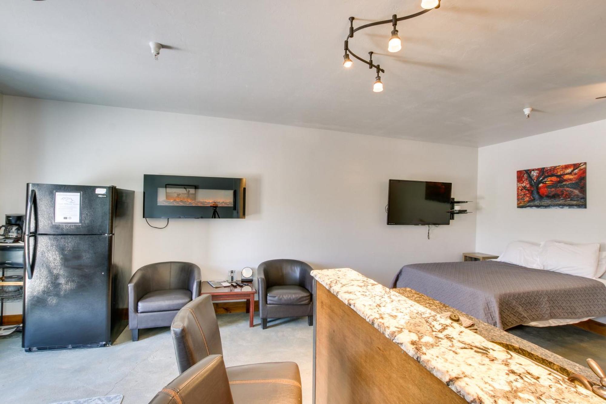 Lava Hot Springs Studio With Deck Walk To Hot Pools Bagian luar foto