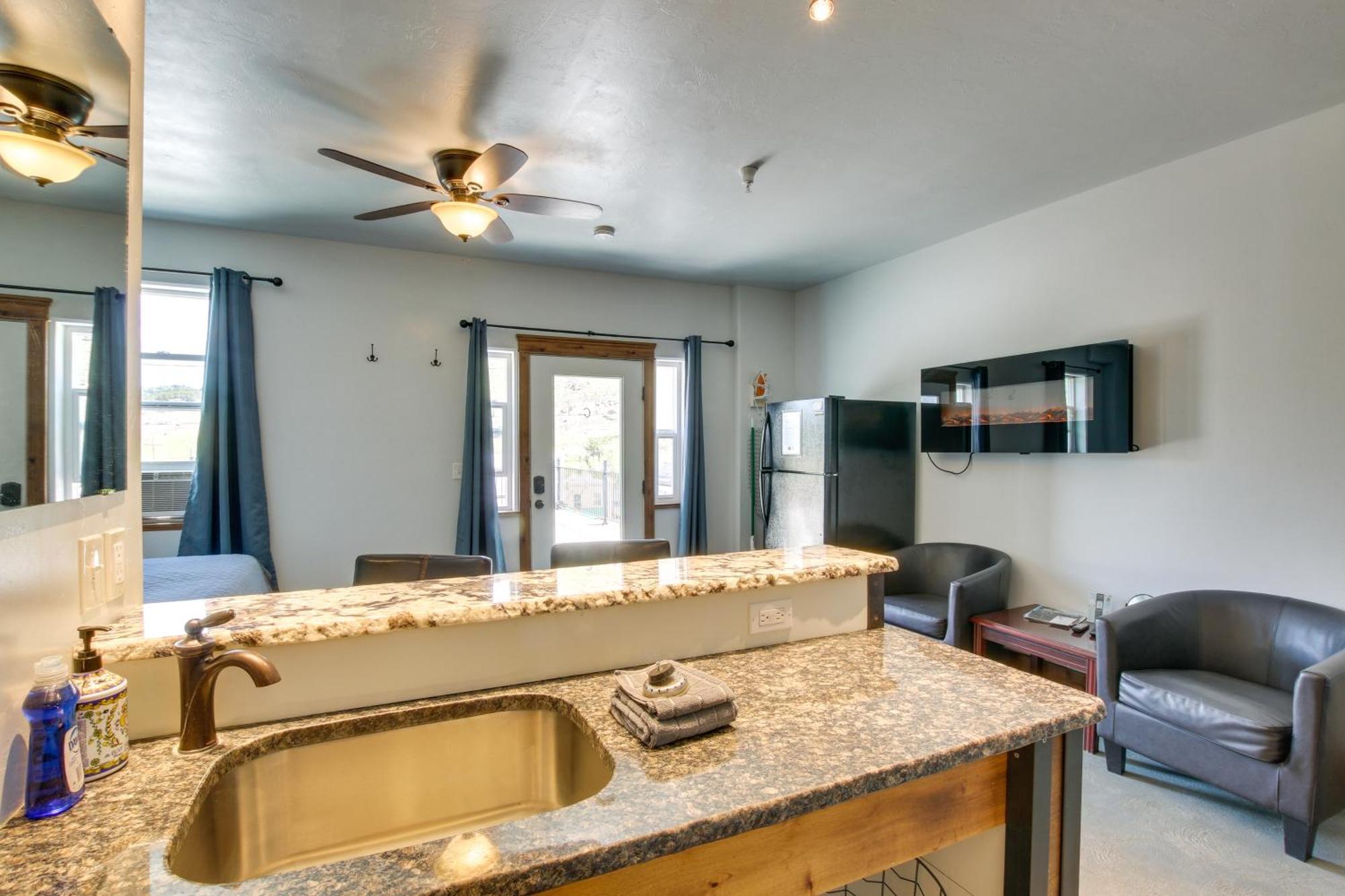 Lava Hot Springs Studio With Deck Walk To Hot Pools Bagian luar foto